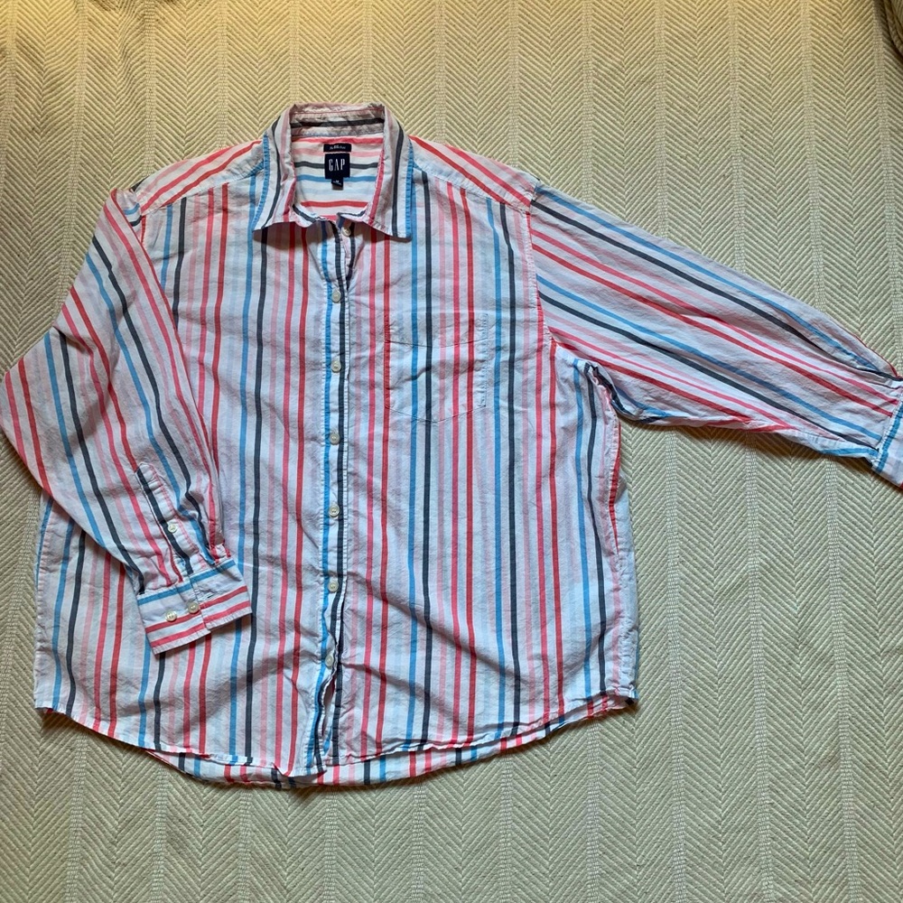 Gap The Big Shirt button down-M